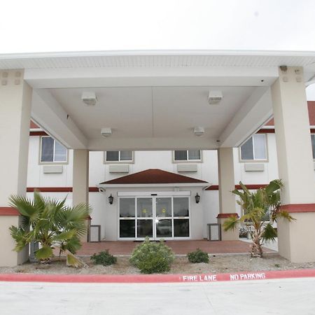 Budget Host Inn And Suites Cameron מראה חיצוני תמונה